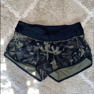 Lululemon Speed Up 2.5”